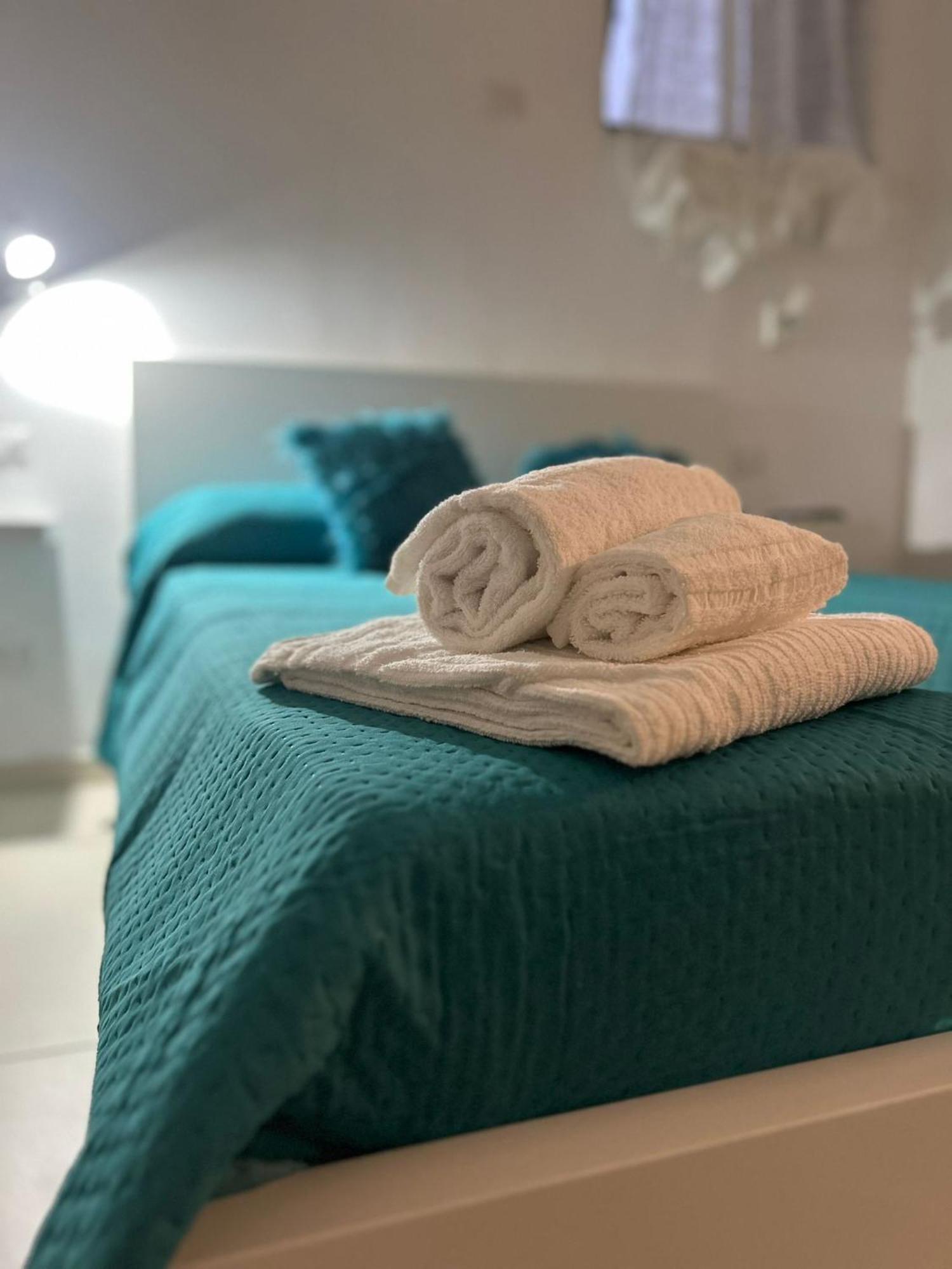 J&S Sicily Apartments Катанія Екстер'єр фото